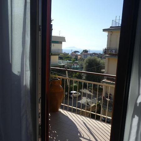 Bed and Breakfast SoggiorniСорренто Экстерьер фото
