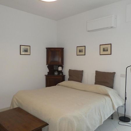 Bed and Breakfast SoggiorniСорренто Экстерьер фото