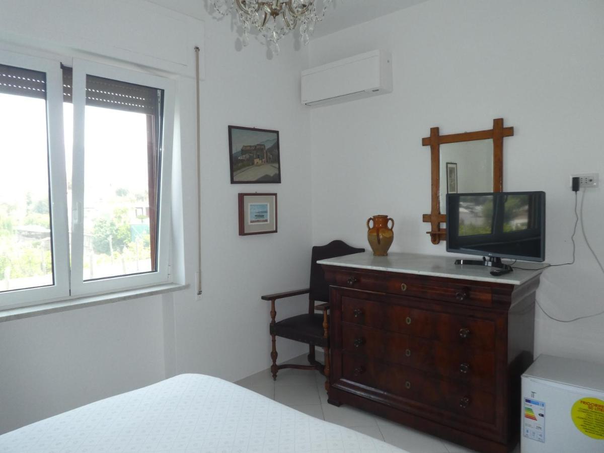 Bed and Breakfast SoggiorniСорренто Экстерьер фото
