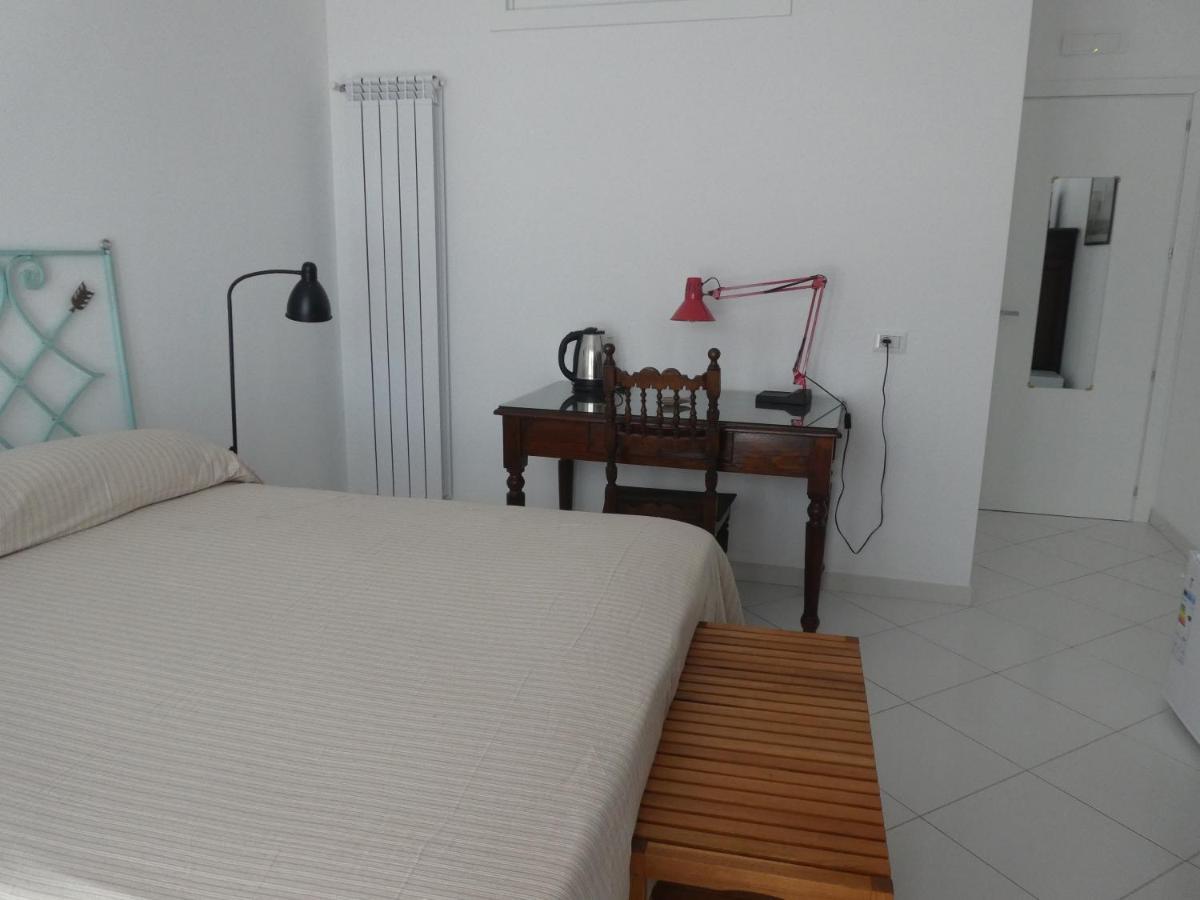 Bed and Breakfast SoggiorniСорренто Экстерьер фото