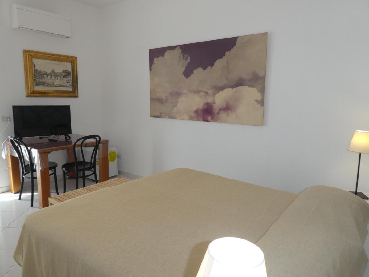 Bed and Breakfast SoggiorniСорренто Экстерьер фото